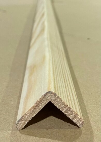 1890260496 Hoeklat 27x27x2400