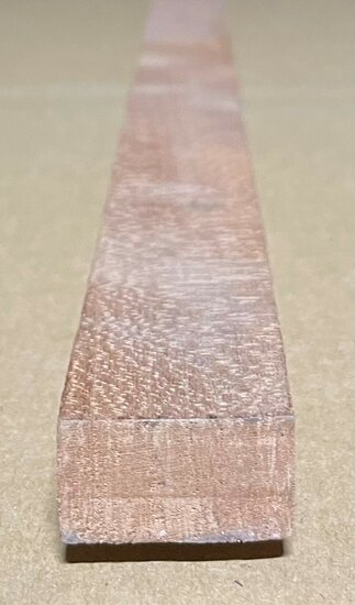 1895644701 Lat 16x28x3000